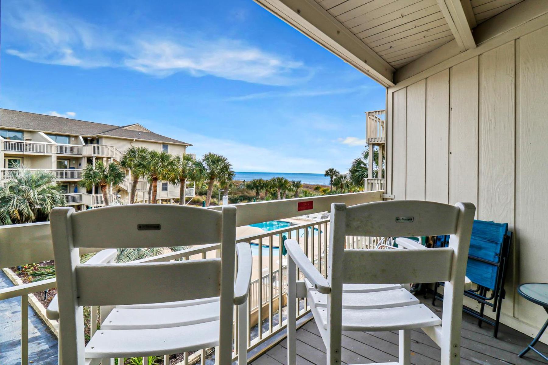 The Breakers #220 Beach Condo, Beautiful Ocean View At Coligny Beach, 4 N Forest Beach Drive Hilton Head, Walk To All Shops Restaurants, Renovated Jan 2024, Vacation Rental Hhi Llc Hilton Head Island Exterior photo
