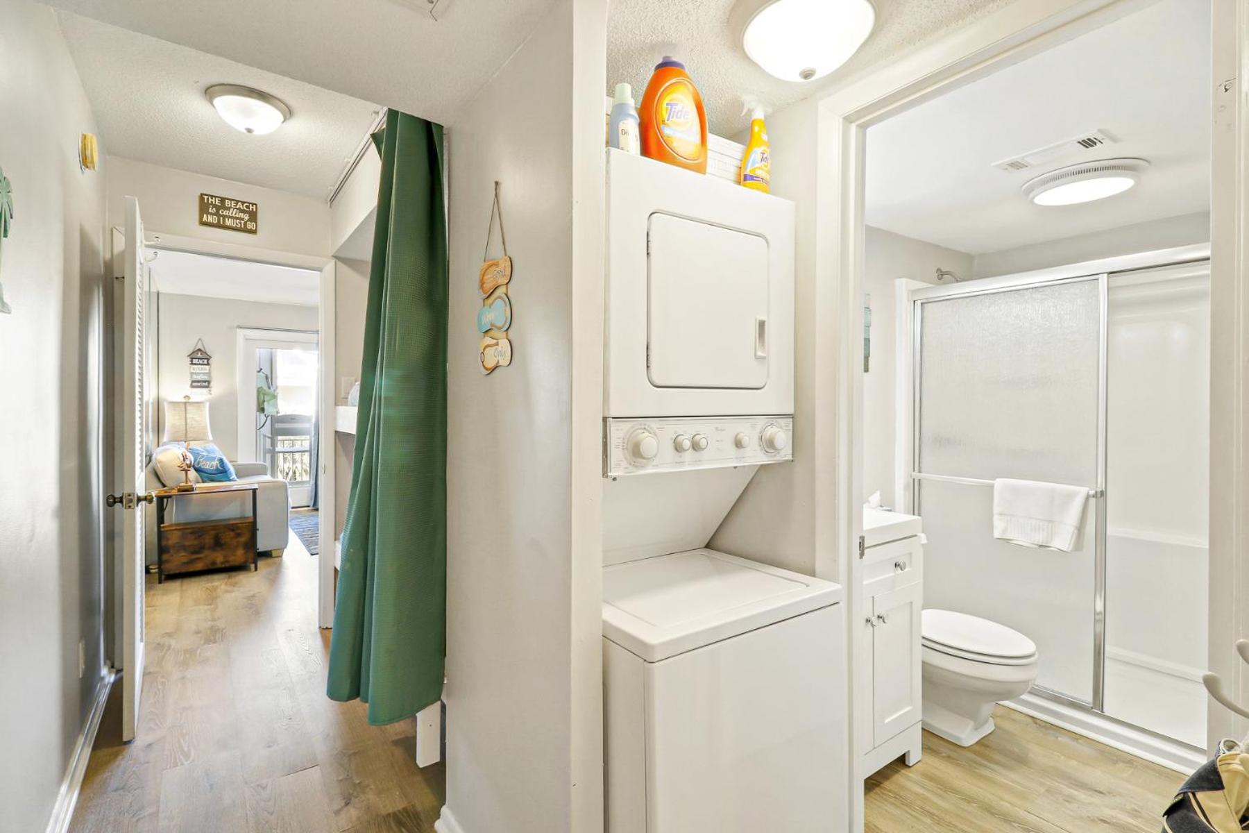 The Breakers #220 Beach Condo, Beautiful Ocean View At Coligny Beach, 4 N Forest Beach Drive Hilton Head, Walk To All Shops Restaurants, Renovated Jan 2024, Vacation Rental Hhi Llc Hilton Head Island Exterior photo