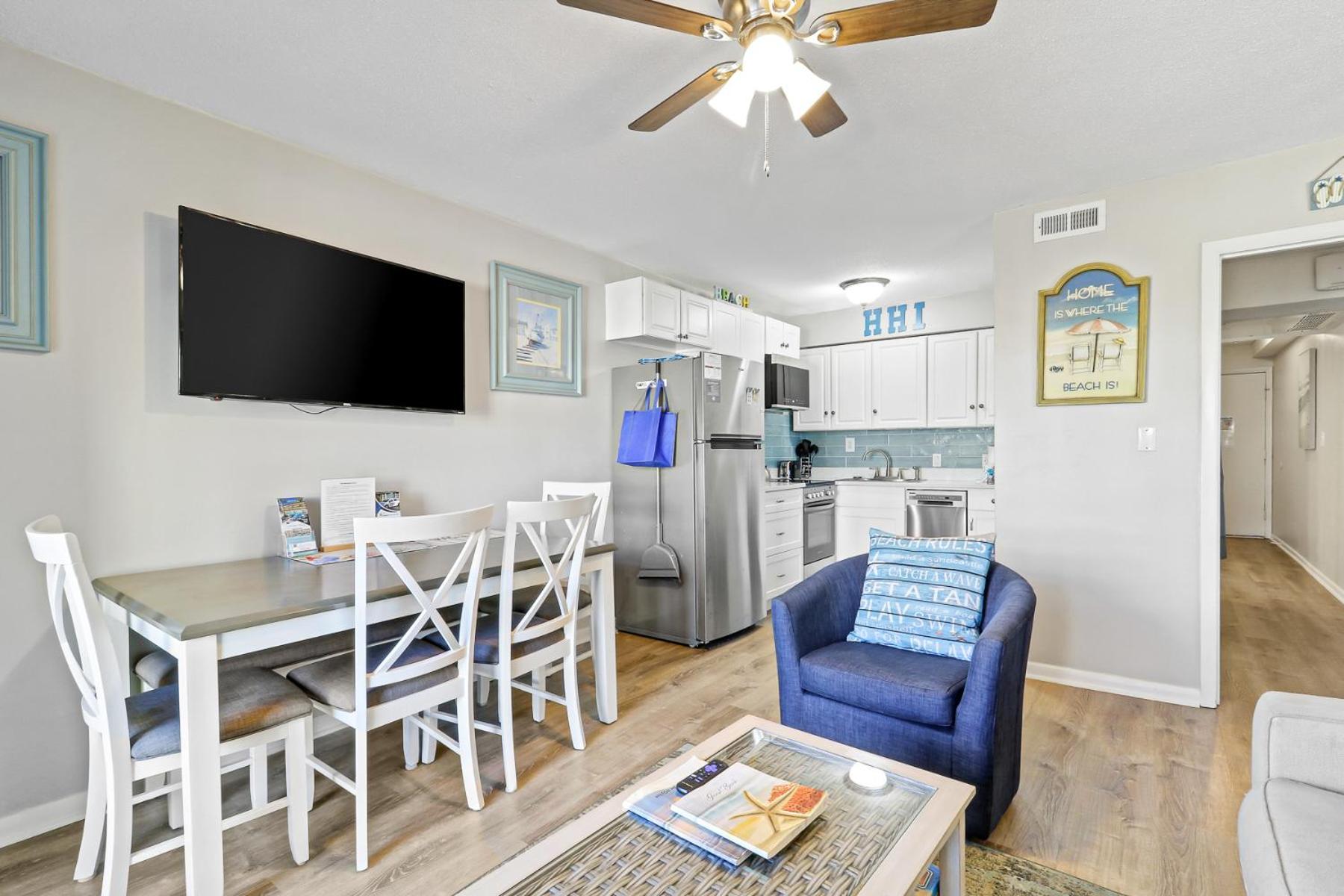 The Breakers #220 Beach Condo, Beautiful Ocean View At Coligny Beach, 4 N Forest Beach Drive Hilton Head, Walk To All Shops Restaurants, Renovated Jan 2024, Vacation Rental Hhi Llc Hilton Head Island Exterior photo