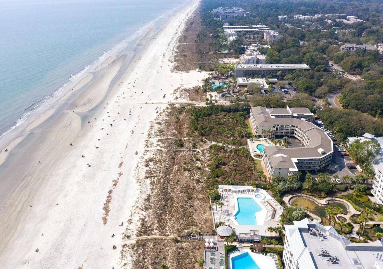 The Breakers #220 Beach Condo, Beautiful Ocean View At Coligny Beach, 4 N Forest Beach Drive Hilton Head, Walk To All Shops Restaurants, Renovated Jan 2024, Vacation Rental Hhi Llc Hilton Head Island Exterior photo
