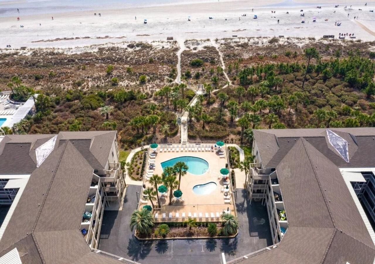 The Breakers #220 Beach Condo, Beautiful Ocean View At Coligny Beach, 4 N Forest Beach Drive Hilton Head, Walk To All Shops Restaurants, Renovated Jan 2024, Vacation Rental Hhi Llc Hilton Head Island Exterior photo